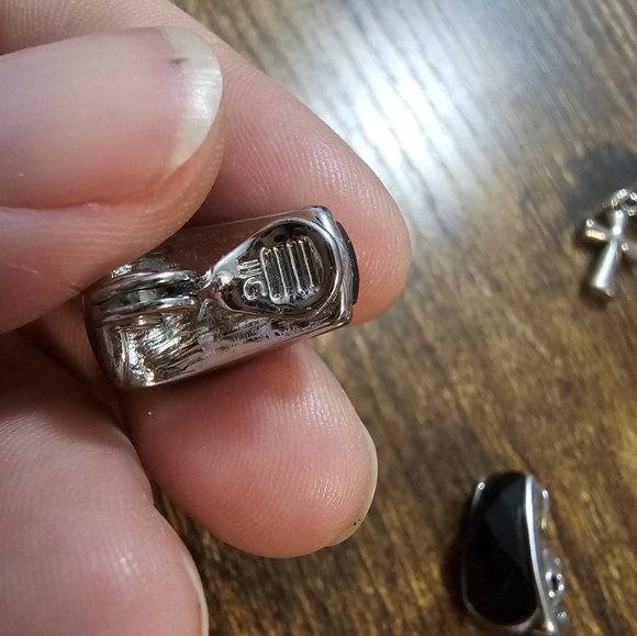 Chunky Clip On Earrings by JJG - Picture 3 of 3